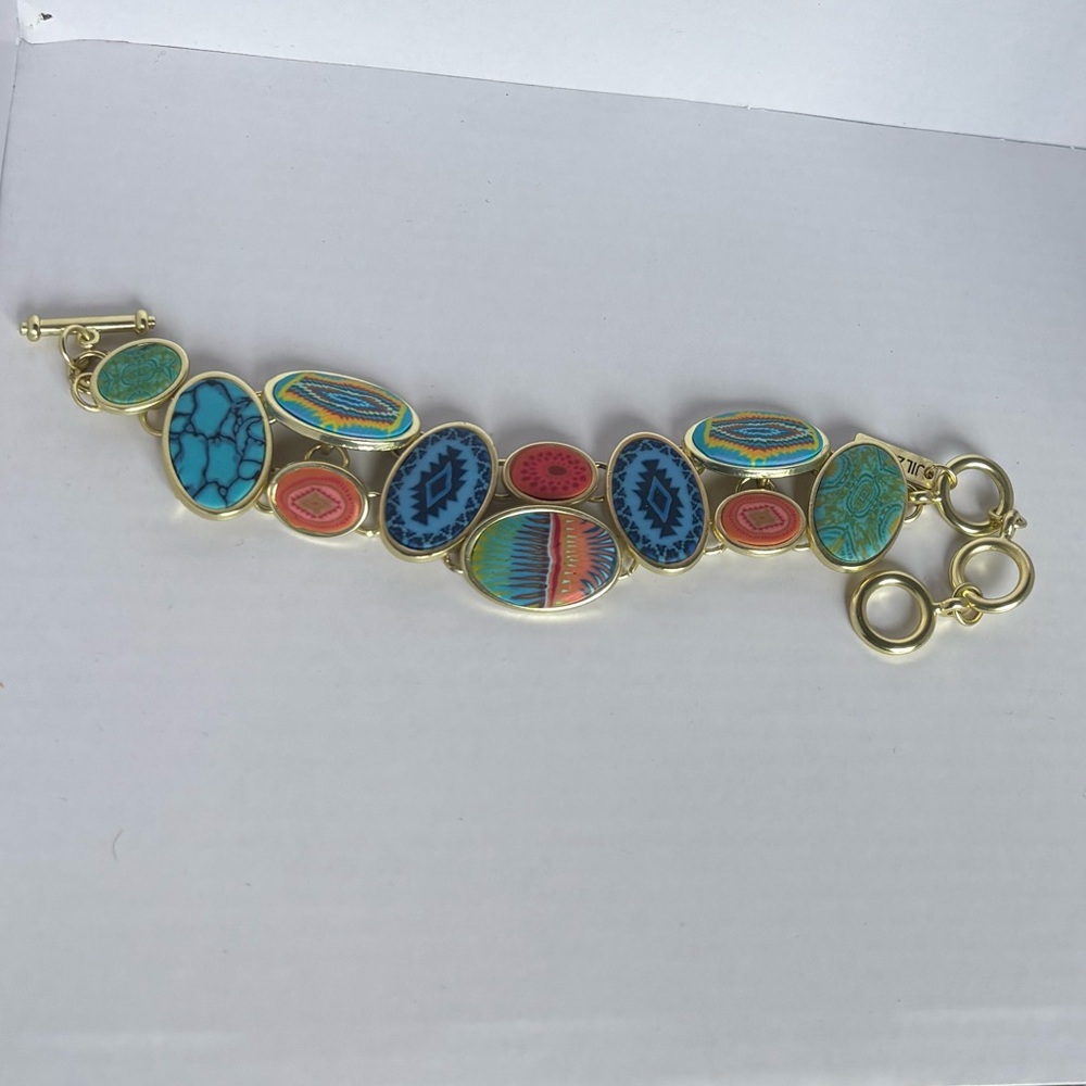 Jil Zarah Turquoise Cobblestone Bracelet - Picture 3 of 6